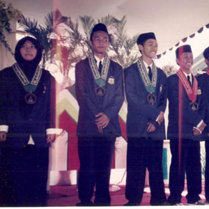 alumni awh 2002